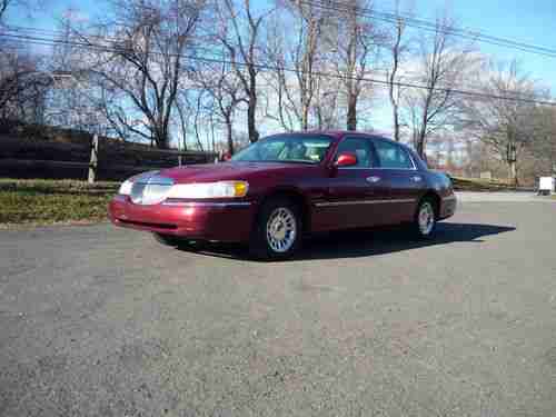 1999 Lincoln Town Car Cartier Sedan 4-Door 4.6L, image 5