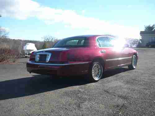 1999 Lincoln Town Car Cartier Sedan 4-Door 4.6L, image 7