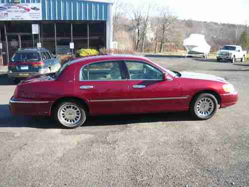 1999 Lincoln Town Car Cartier Sedan 4-Door 4.6L, image 8