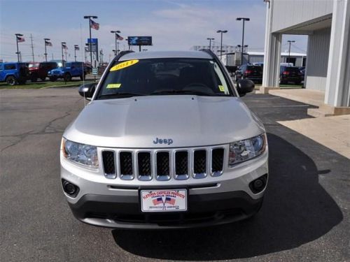 2011 jeep compass base