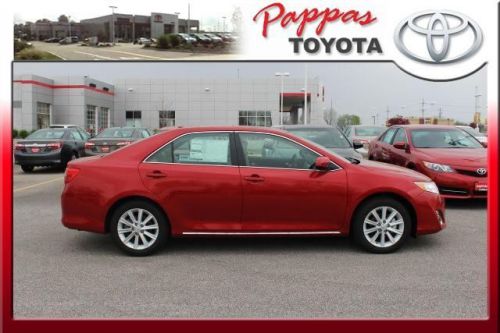 2014 Toyota Camry XLE, US $28,840.00, image 10