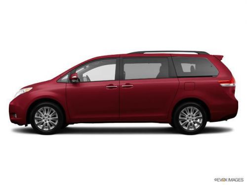 2014 toyota sienna limited