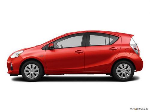 2013 toyota prius c two