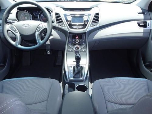 2014 hyundai elantra se