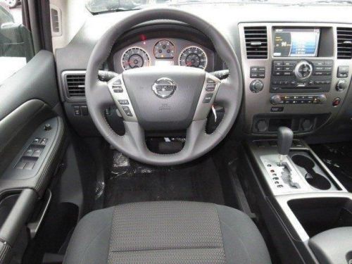 2014 Nissan Armada SV, image 25