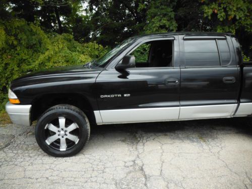 2002 dodge dakota 4 door quad cab 4x4 3.9liter 6cylinder with air conditioning