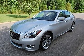 2011 infiniti m37s silver/gry sport pkg,nav pkg ,touring pkg 30k mi  like new