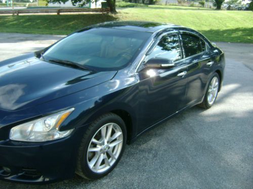 2010 nissan maxima sv sedan 4-door 3.5l rebuilt title. no reserve!!!