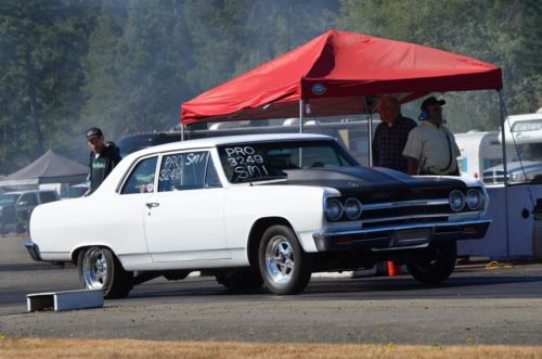 1965 chevelle 2 door post