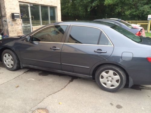 2005 honda accord lx, 4 cyl 2.4l engine, automatic transmission,blue,gray int.