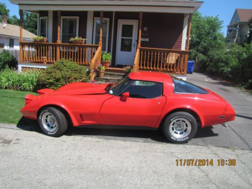 1979 chevrolet corvette base coupe 2-door 5.7l