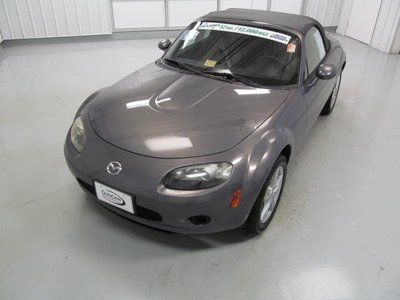 Mx-5 manual convertible 2.0l cd rear wheel drive power steering abs bucket seats