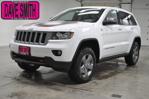 2013 new white trailhawk 4wd laredo e group dualpane sunroof uconnect auto!!!!