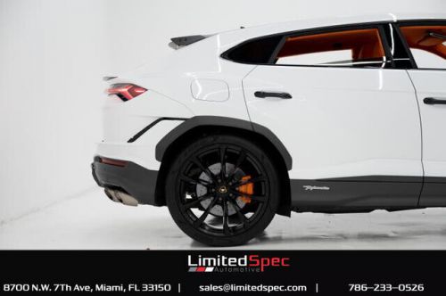 2023 Lamborghini Urus Performante Sport Utility 4D, US $319,950.00, image 3