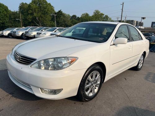 2005 Toyota Camry XLE, US $10,995.00, image 2