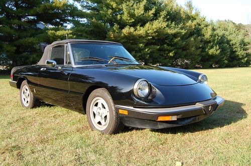 1985 alfa romeo convertible only 45,000 miles. black with black interior. sharp!