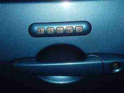 Blue SEL Air Gas One Auto Control Wheel Clean Title Sunroof Fuel 6 CD Cruise, image 17