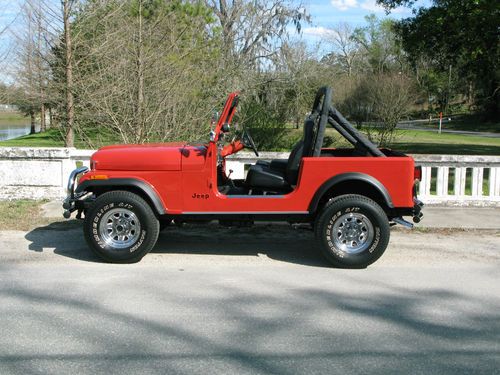 Cj7, rust free, new red hot custom paint, new interior, automatic, 304 v8, fast