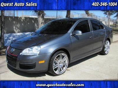 2008 vw jetta se rims/tires roof leather carfax low miles we finance