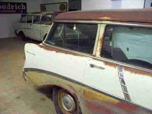 1956 Chevrolet wagon, image 4