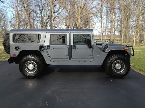 2006 hummer h1 alpha low miles super clean...many upgrades