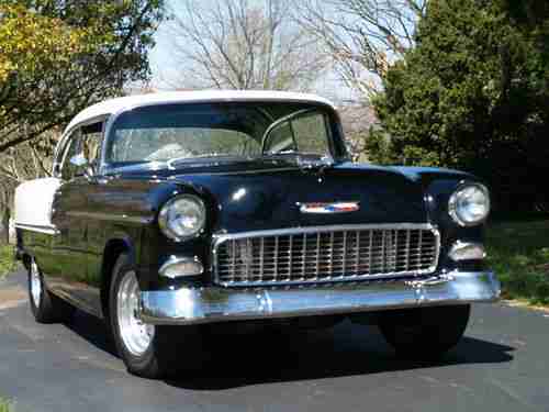 1955 Chevrolet 2 door Hardtop Sport Coupe, image 2