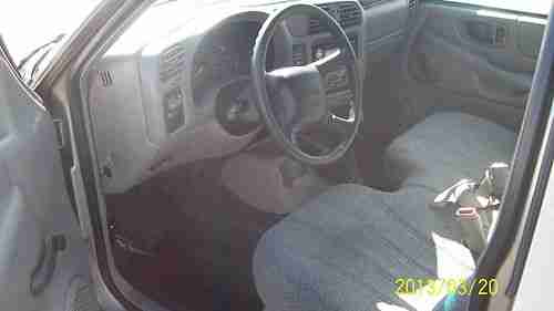 99 IZUZU HOMBRE PICKUP SAME AS S-10 ONLY 85K MILES, image 4