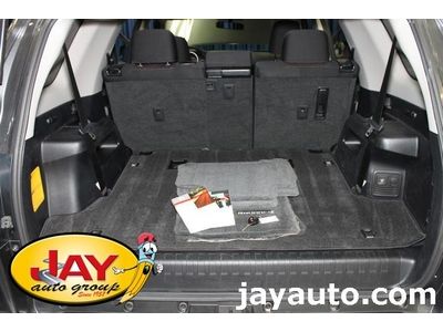SR5 SUV 4.0L CD 8 Speakers AM/FM radio MP3 decoder Air Conditioning Power Seats, image 10