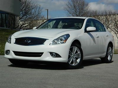 2011 infiniti g37 x awd 11k only like new htd lthr xenon bluetooth clear\rebuilt