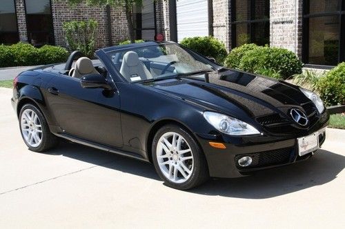 Premium 1 package,keyless,7-speed auto,ipod,black/beige,very nice!!1-owner!!