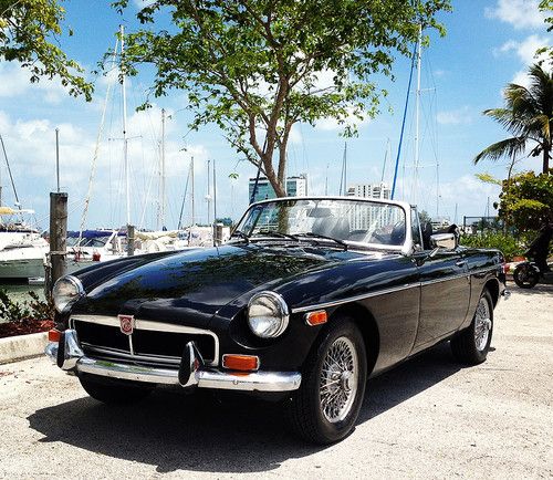 1974 mgb black on black with wire wheels and chrome bumper