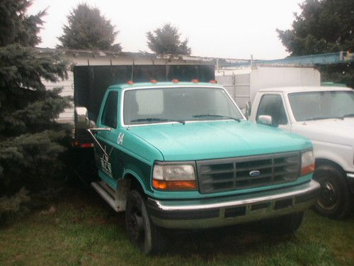 Used flatbed truck  no reserve