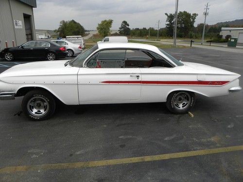 1961 chevy 2 door bubbletop