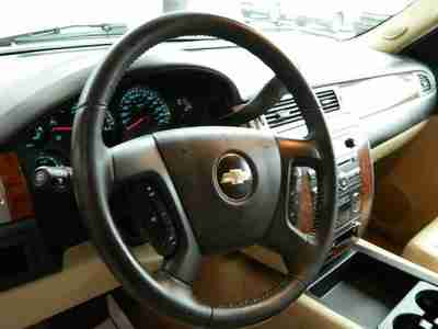 LT 5.3 V8 2WD TAN LEATHER SEATS 2ND ROW BUCKET SEATS 6 DISC CD TOW PKG FINANCING, image 10