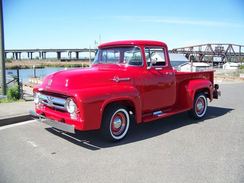 1956 ford f100 (big window)