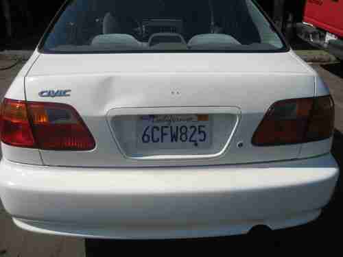1999 Honda Civic Value Package Sedan 4-Door 1.6L, NO RESERVE, image 15