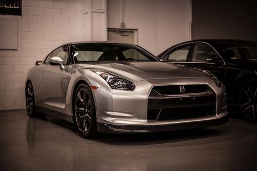 2009 nissan gt-r prestige condition