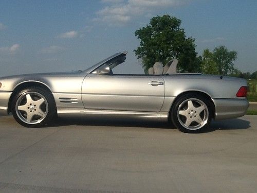 Silver 2000 sl 500 in mint condition, 2 door convertible, with bose  and amg rim