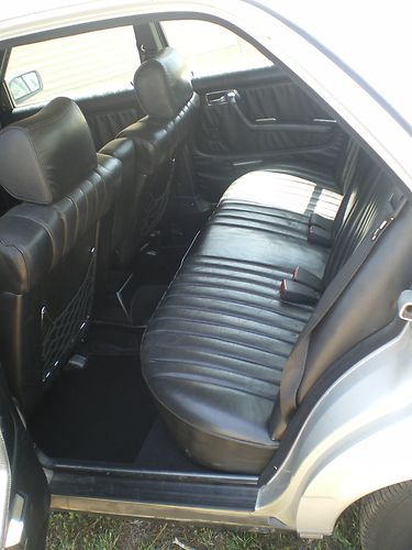 1982 Mercedes Turbo Diesel 300D Luxury Car, image 15