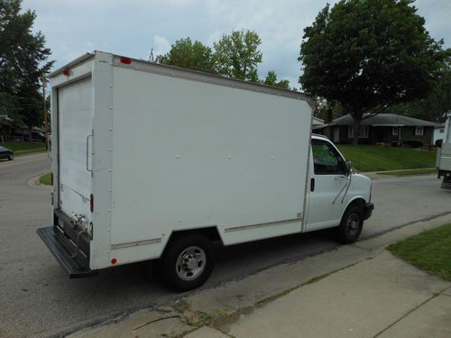 Hard to find 2005 chevrolet express 3500