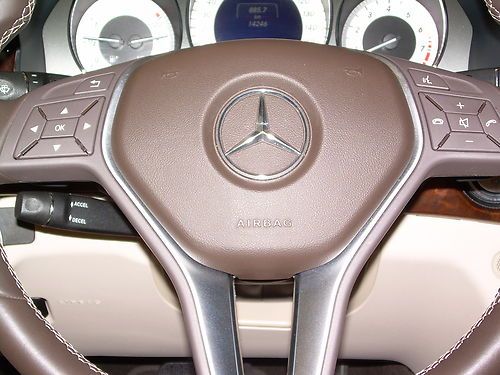 2013 GLK350 AWD NAV. Back-up cam. Keyless. Driver Assist. Heated Seats, image 16