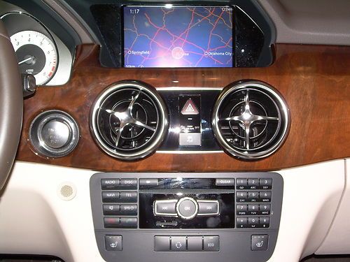 2013 GLK350 AWD NAV. Back-up cam. Keyless. Driver Assist. Heated Seats, image 17