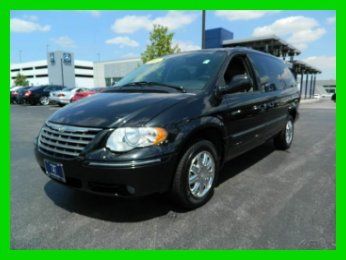 06 town &amp; country lmtd leather sunroof 6 cd quad buckets navi 1 owner we finance