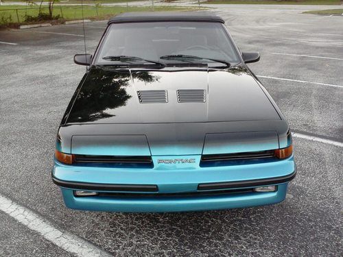 1989 pontiac sunbird gt convertible 2-door 2.0l