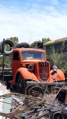 1935 ford 1 1/2 ton v8 95hp truck