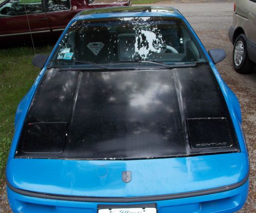 1987 pontiac fiero se coupe 2-door 2.5l (no reserve)