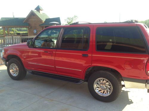 1997 ford explorer xlt sport utility 4-door 5.0l