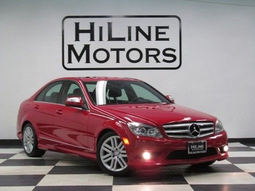 Navigation*heated seats*moon roof*carfax certified*we finance
