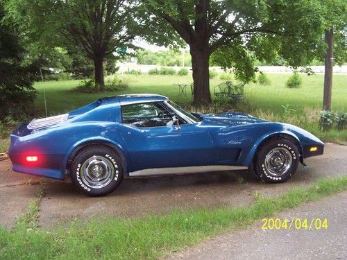 1975 chevrolet corvette stingray coupe t-tops restored