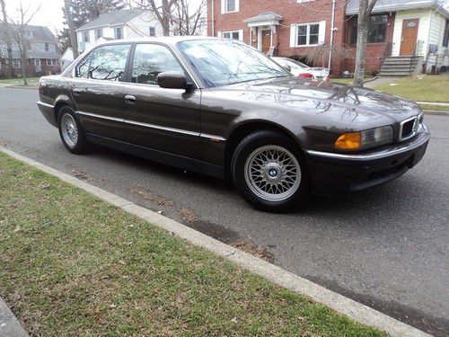 1996 bmw 740il runs and looks great l@@k !!!